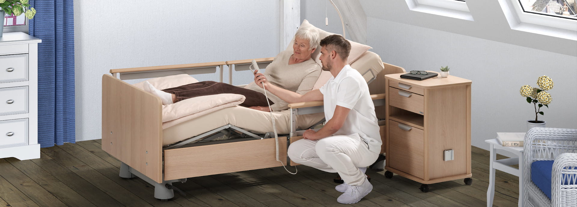 Das Pflegebett carisma sc ist die Lösung für Altenheime, die nach Funktionalität und Komfort streben.